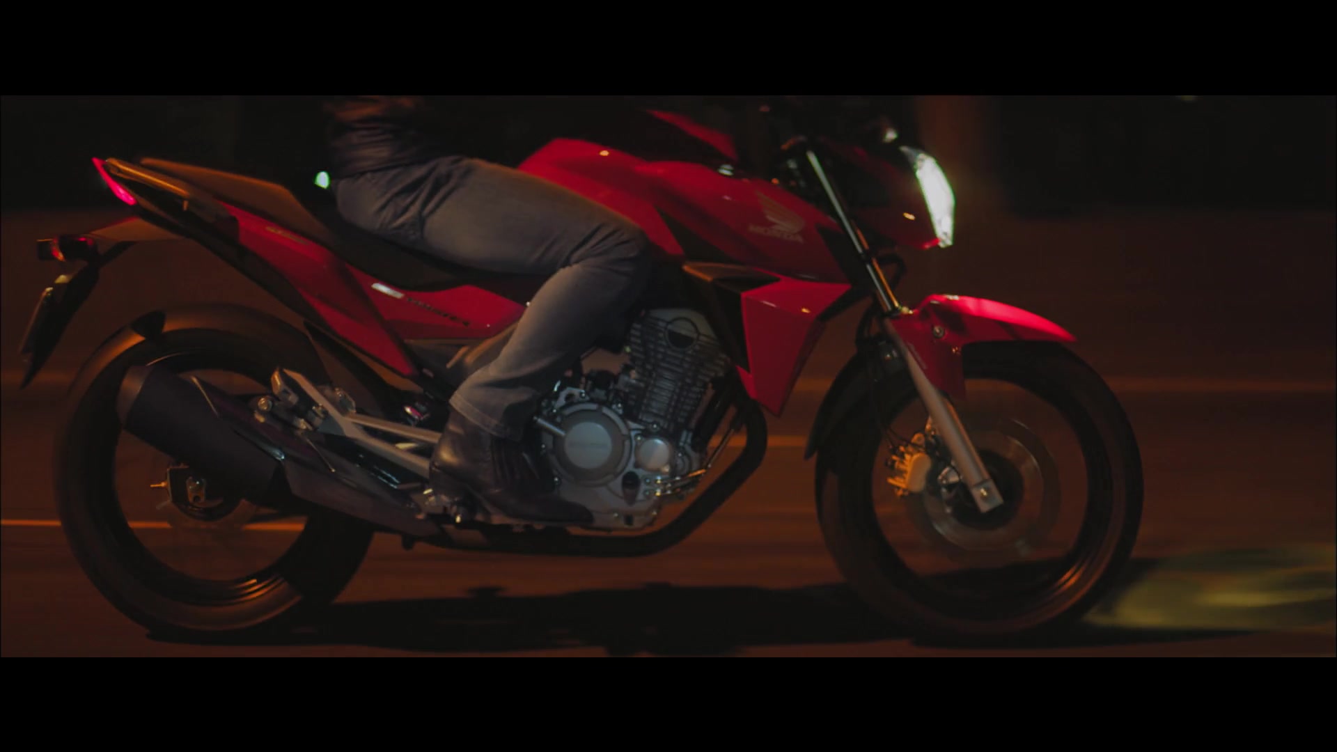 Mounting the CB